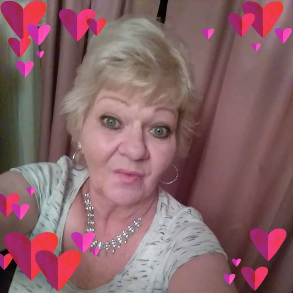 Meet your Posher, Gina
